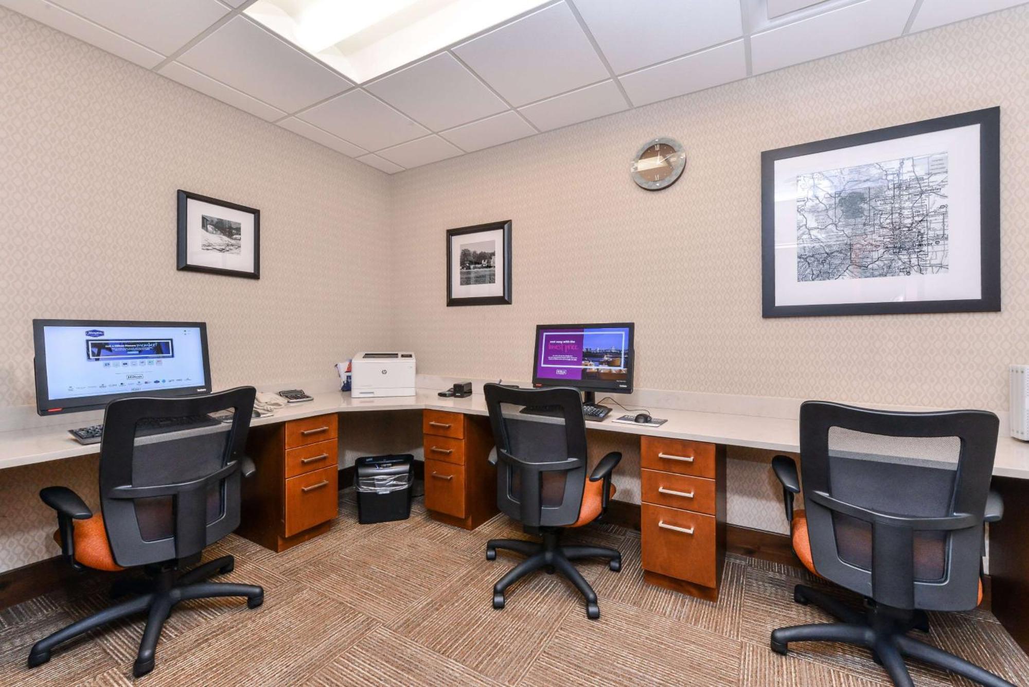 Hampton Inn & Suites Boulder North Bagian luar foto