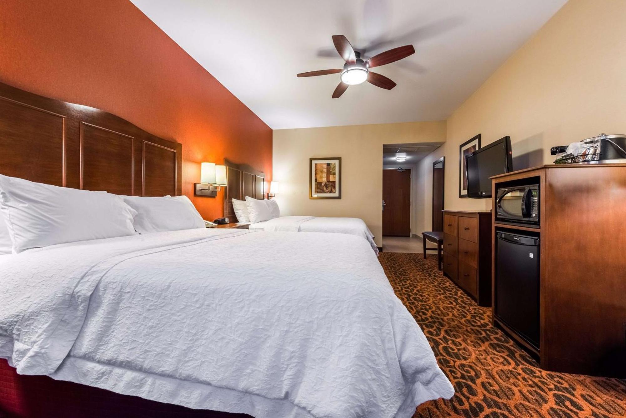 Hampton Inn & Suites Boulder North Bagian luar foto