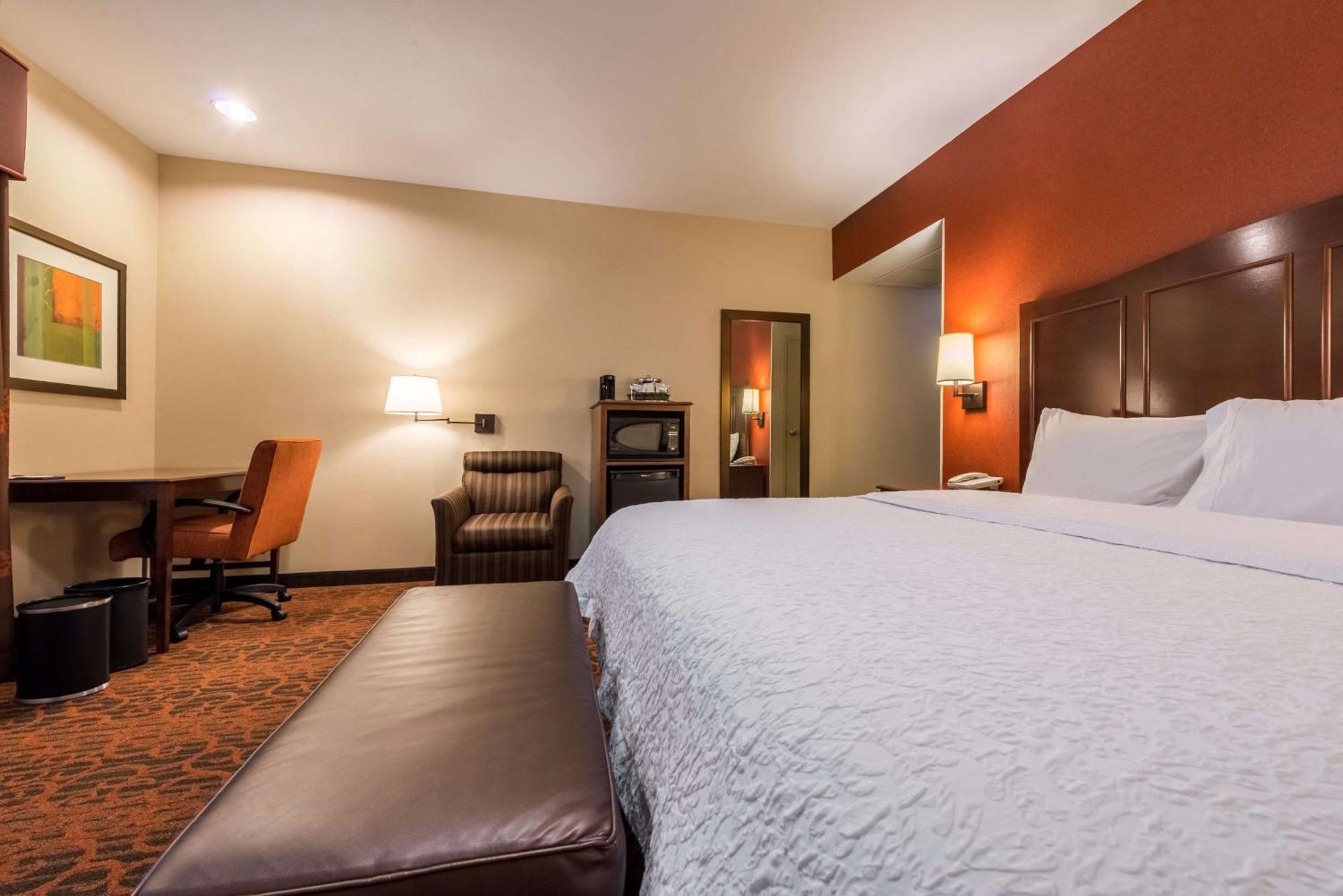 Hampton Inn & Suites Boulder North Bagian luar foto