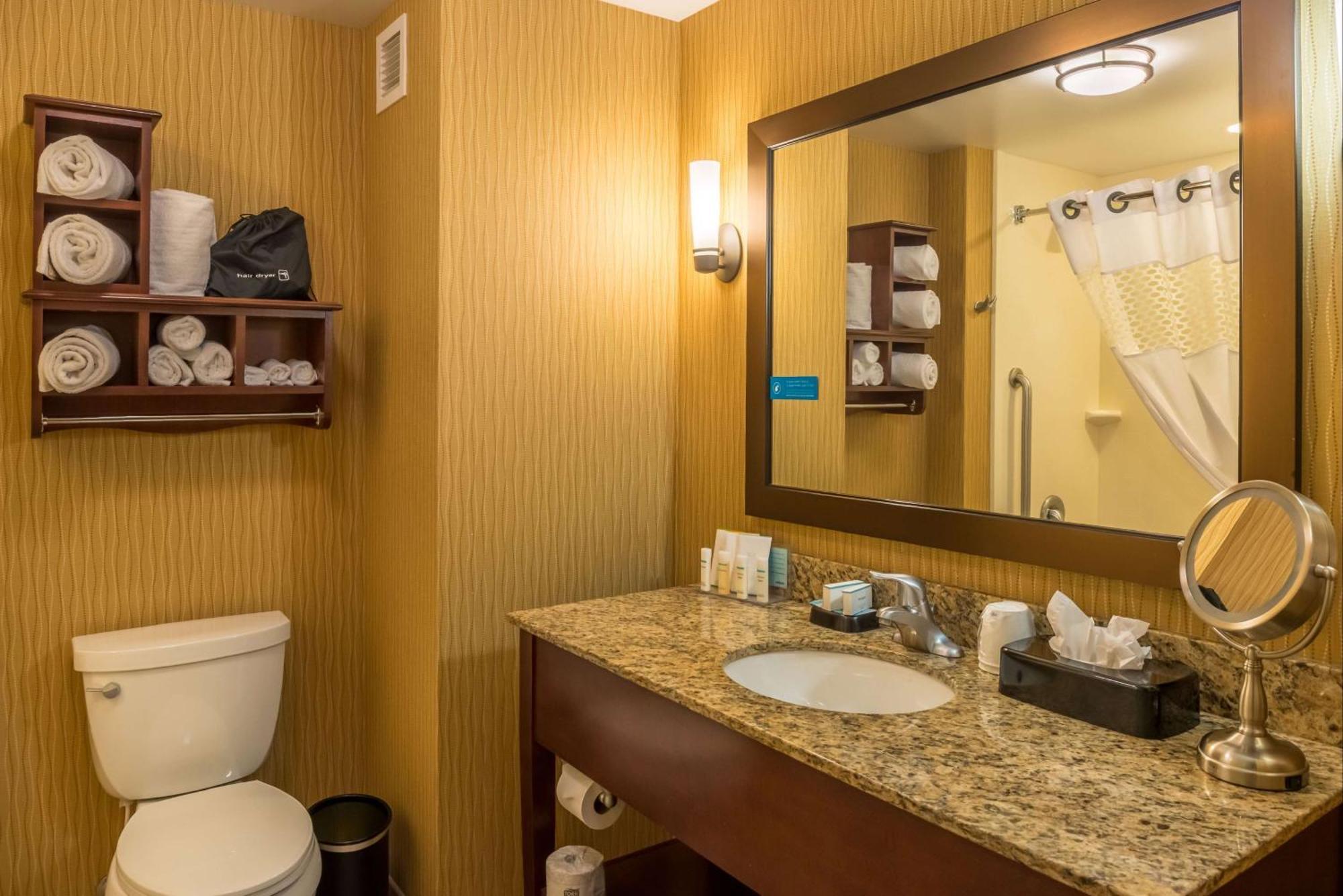 Hampton Inn & Suites Boulder North Bagian luar foto