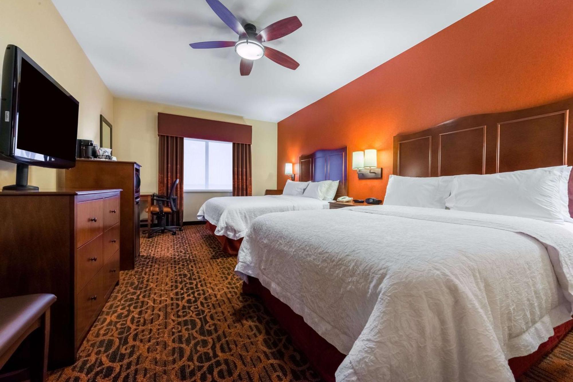 Hampton Inn & Suites Boulder North Bagian luar foto