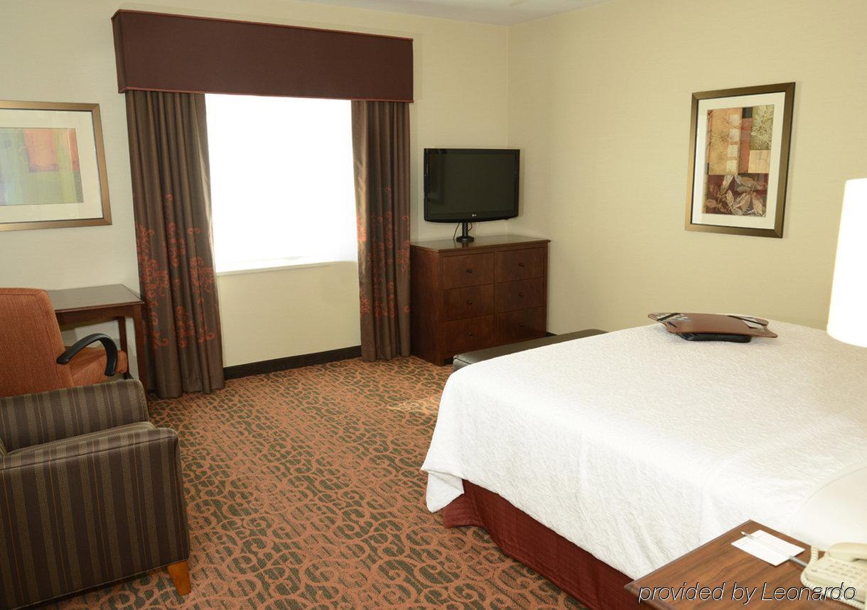 Hampton Inn & Suites Boulder North Bagian luar foto